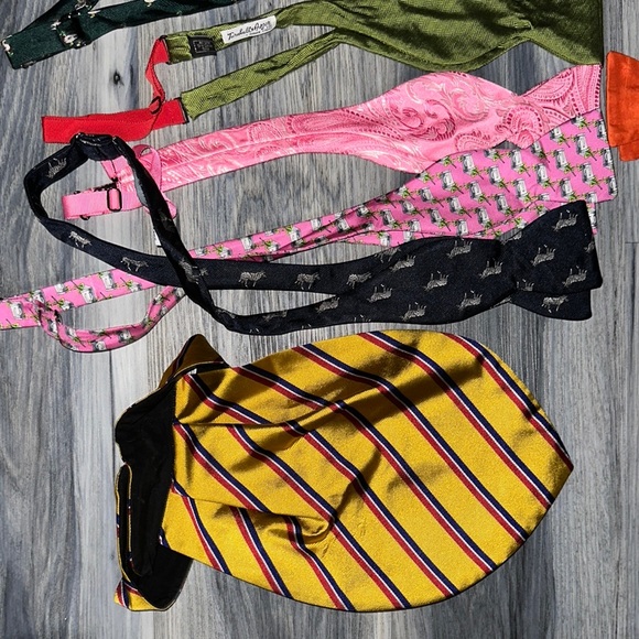 Colorful Patterned Bow Ties - Picture 3 of 5